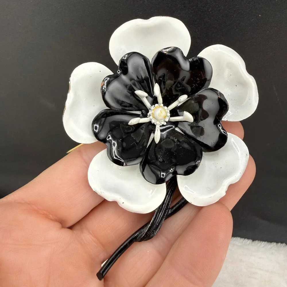 Vintage Enamel Flower Brooch Black White Layered Floral Pin  Mod Pop Art